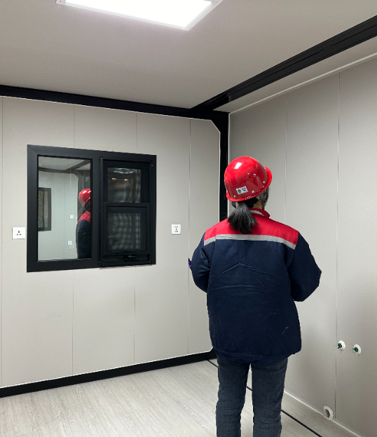 Inspe&ccedil;&atilde;o do painel de parede interior